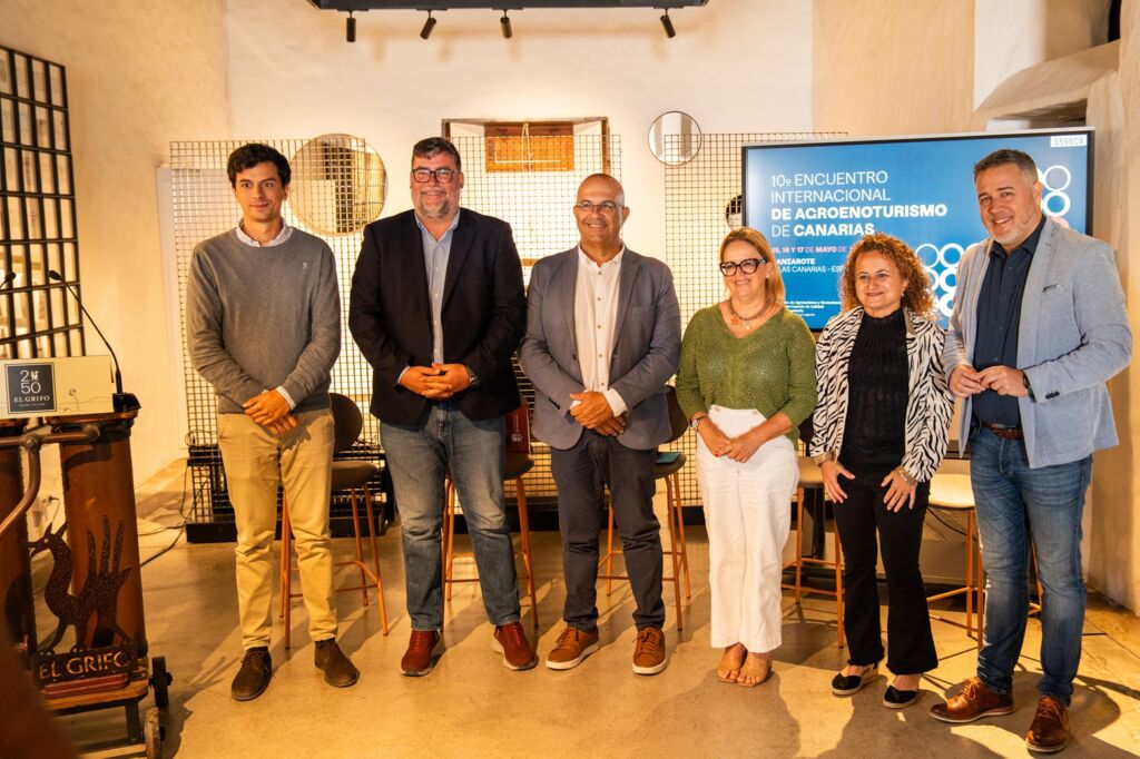 Lanzarote, epicentro del debate sobre sostenibilidad y turismo en paisajes vitivinícolas con el 10º Encuentro Internacional de AgroEnoturismo de Canarias