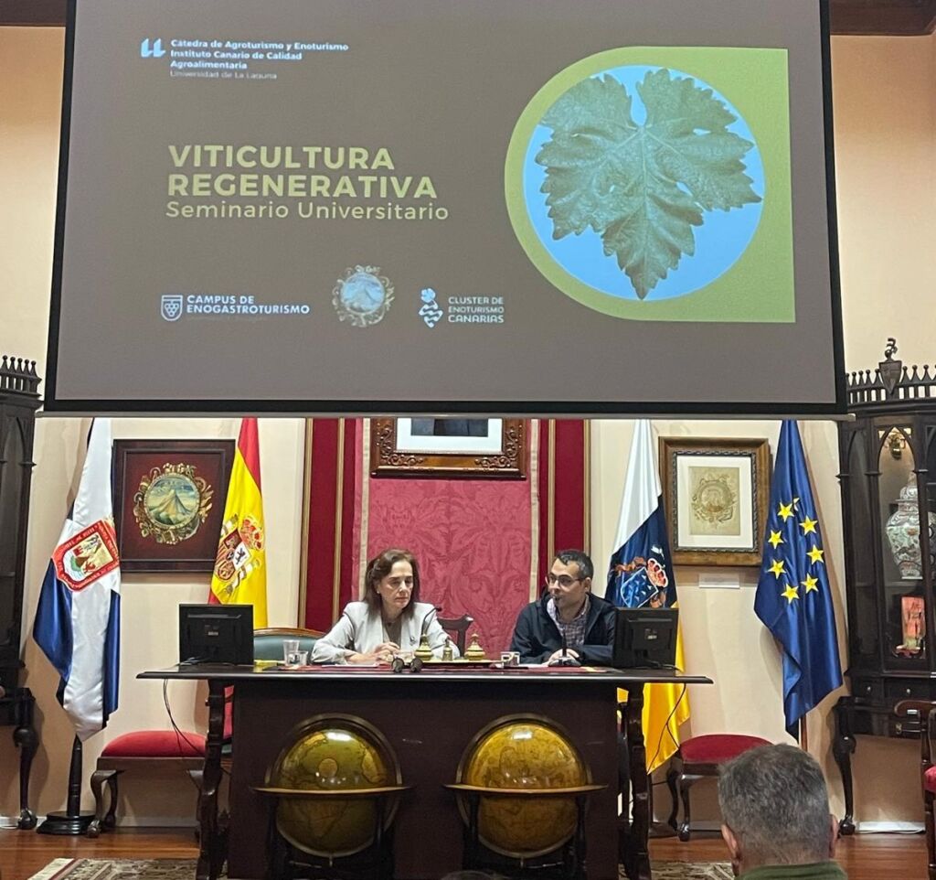 El Seminario Universitario de Viticultura Regenerativa reúne en Tenerife a expertos para analizar el futuro del sector canario