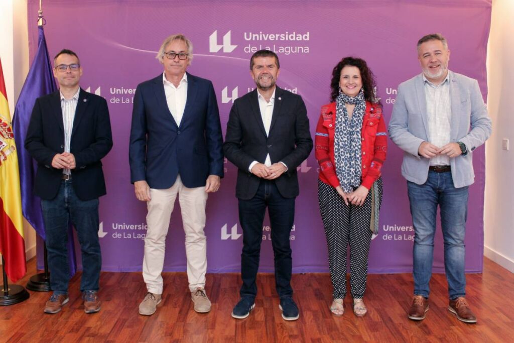 La ULL y la Denominación de Origen Abona impulsarán proyectos de difusión e investigación vitivinícola